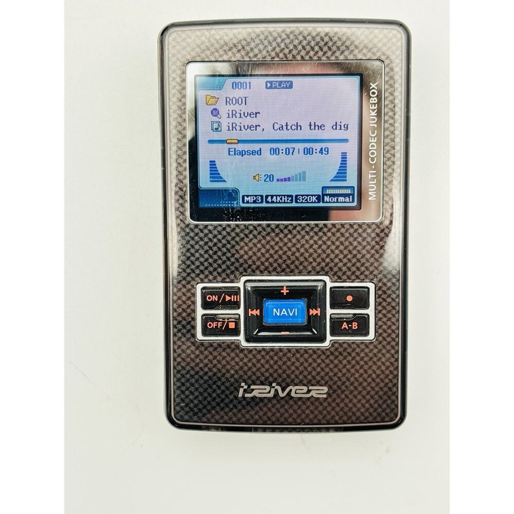 iRiver H320 Carbon Fiber Multi Codec JUKEBOX MP3 Player Digital Audio Works